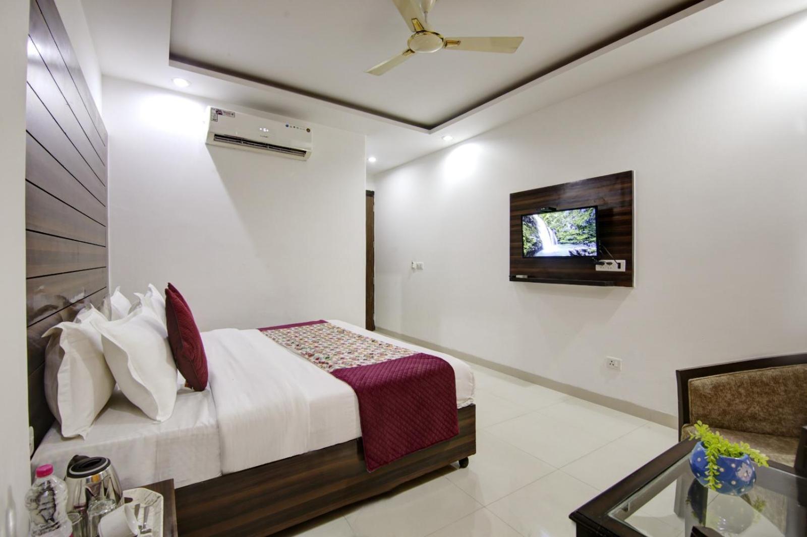 Hotel Devrana Delhi Airport New Delhi Ngoại thất bức ảnh