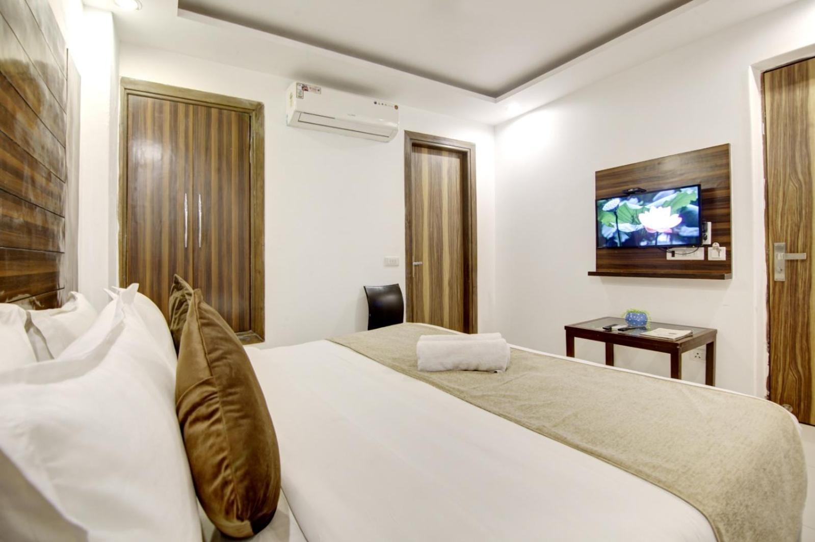 Hotel Devrana Delhi Airport New Delhi Ngoại thất bức ảnh